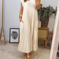 🎉Hot Sale 50% OFF🎉Sleeveless Pleated Simple Solid Color Dress